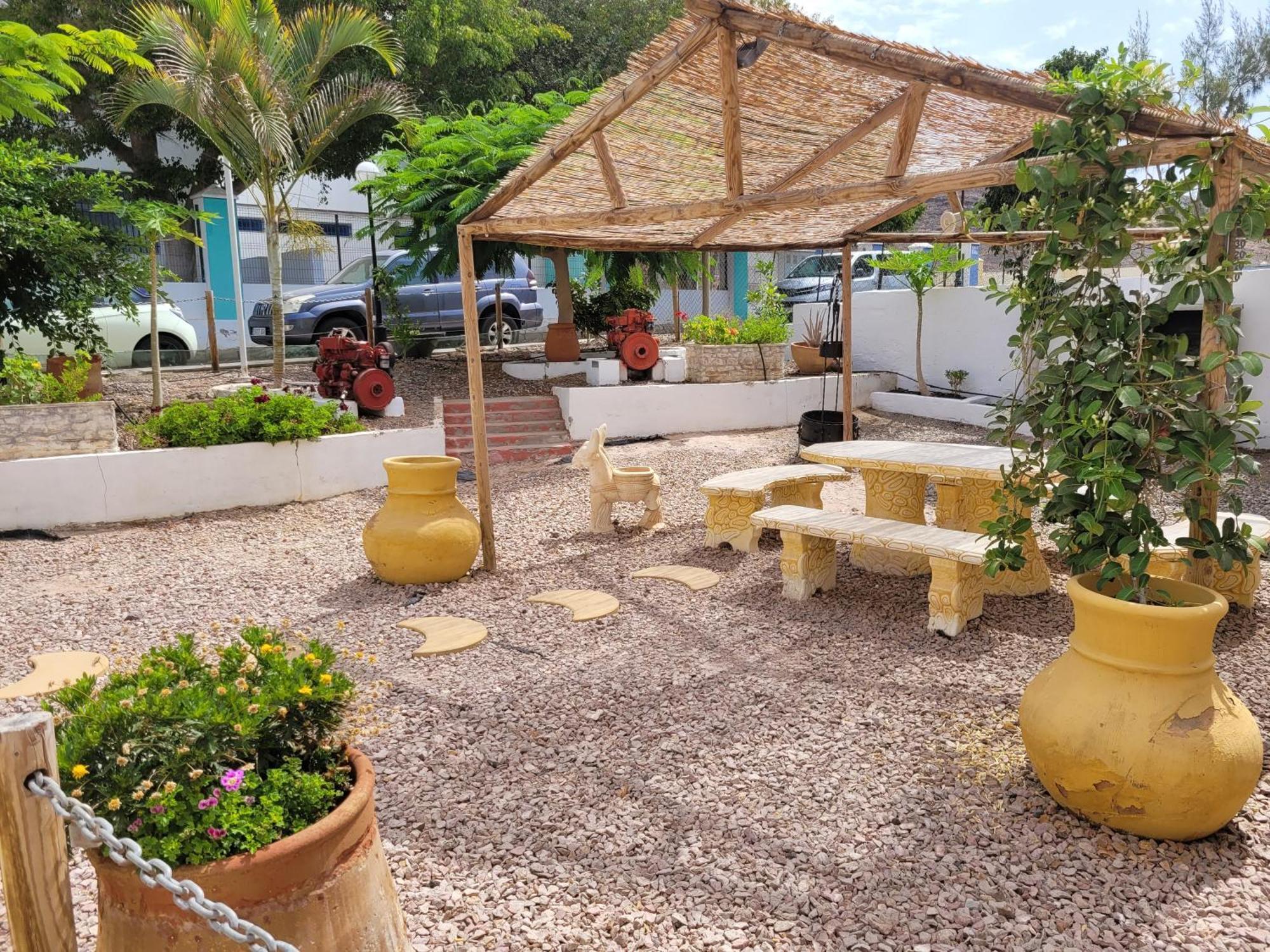 Chabela'S Hostel La Lajita ภายนอก รูปภาพ
